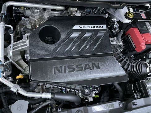 Used 2023 Nissan Rogue S image 27