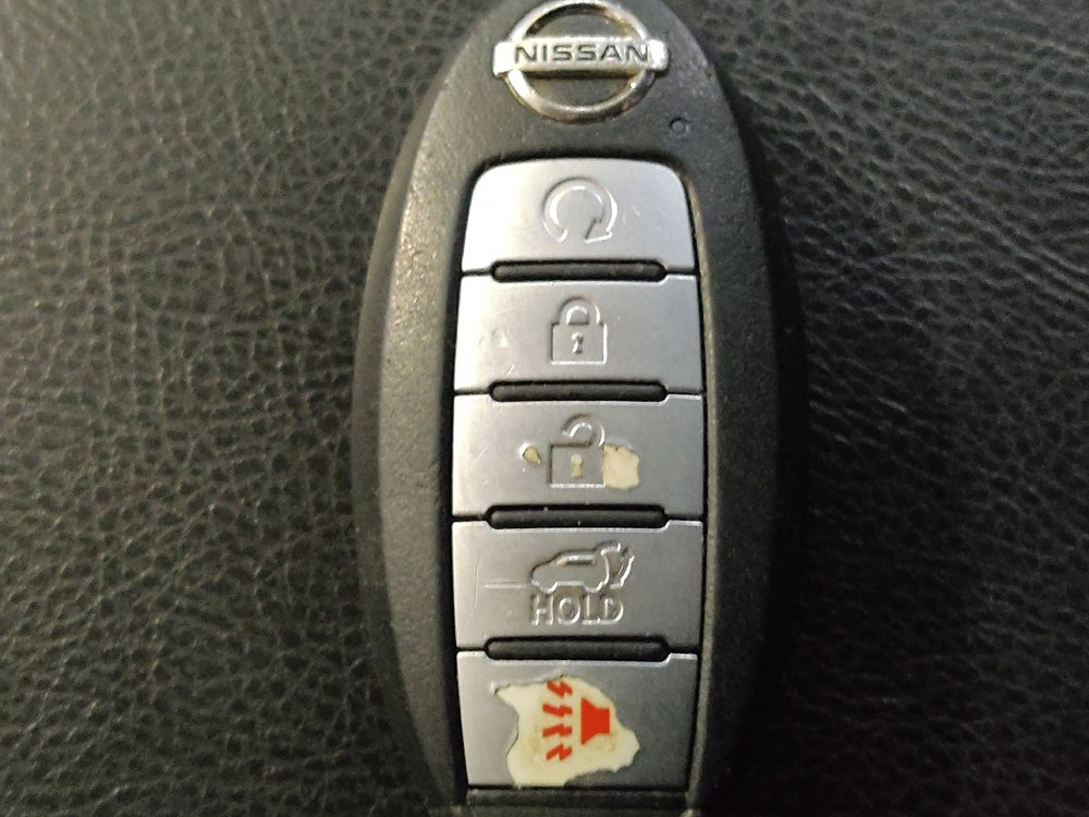 Used 2019 Nissan Pathfinder SL FWD image 32
