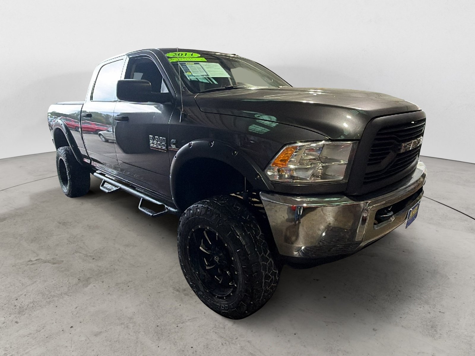Used 2014 RAM 2500 Tradesman w/ Chrome Appearance Group AWD/4WD image 8