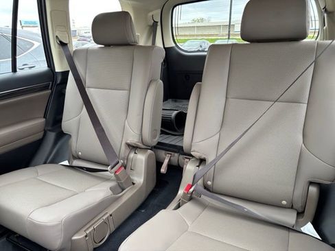 Used 2023 Lexus GX 460 Premium AWD/4WD image 25