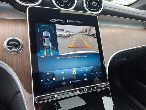 Certified 2025 Mercedes-Benz GLC 300 4MATIC image 17