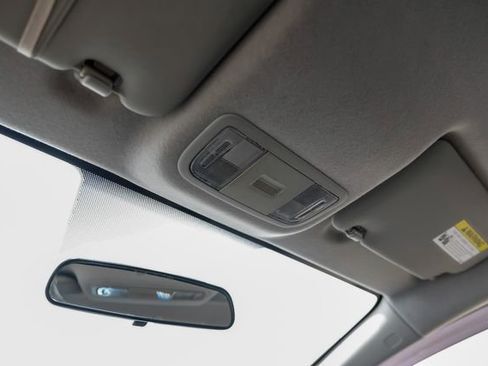 Used 2015 Honda Fit LX image 34