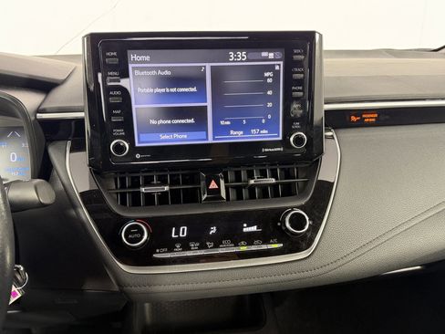 Used 2022 Toyota Corolla SE image 23