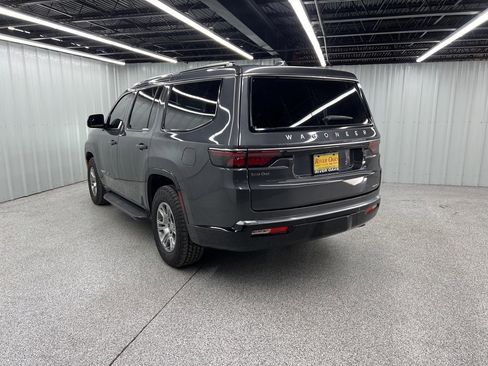 Used 2022 Jeep Wagoneer Series I image 4