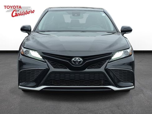 Used 2021 Toyota Camry XSE image 2