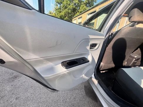 Used 2013 Toyota Prius C Three FWD image 16