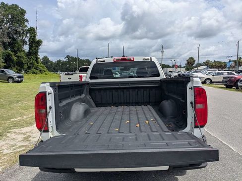 Used 2022 Chevrolet Colorado LT w/ Fleet Safety Package AWD/4WD image 12