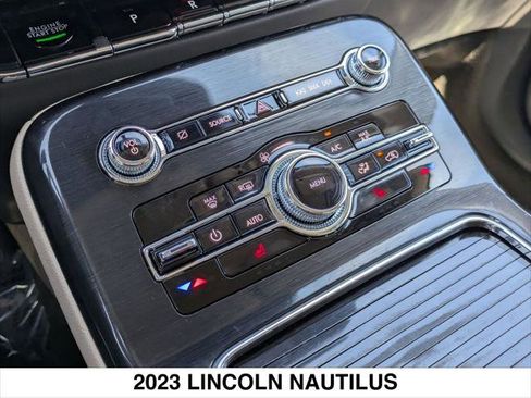 Certified 2023 Lincoln Nautilus AWD w/ Premium Package image 18
