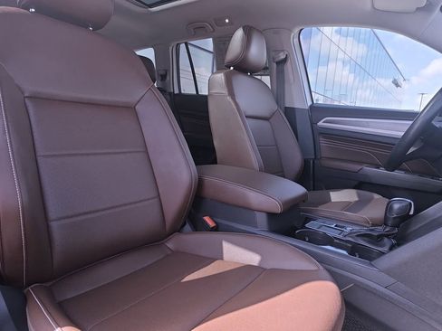 Used 2021 Volkswagen Atlas SEL image 12