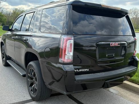 Used 2020 GMC Yukon SLE w/ SLE Value Package image 4