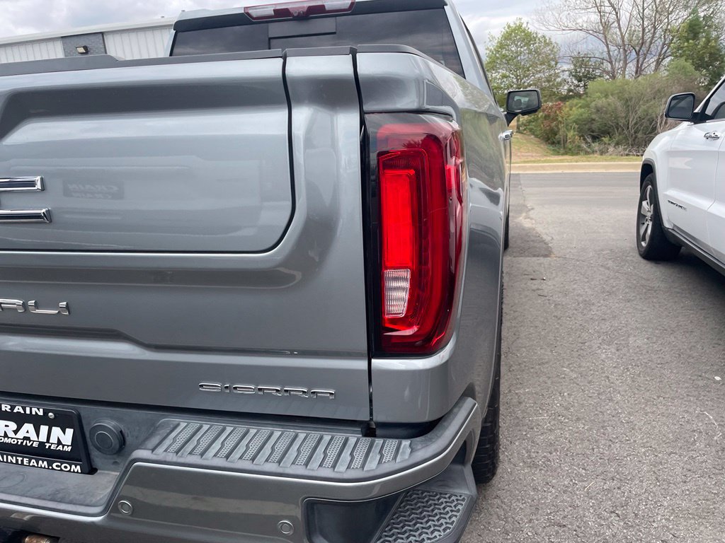 Used 2023 GMC Sierra 1500 Denali Ultimate AWD/4WD image 12