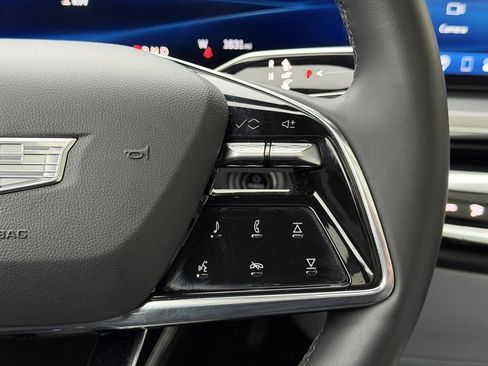 Used 2025 Cadillac Lyriq Luxury image 20