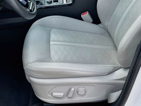 Used 2025 Kia Sorento SX FWD image 13