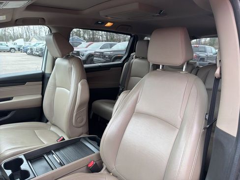 Used 2020 Honda Odyssey Touring image 21