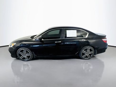 Used 2017 Honda Accord Sport image 5