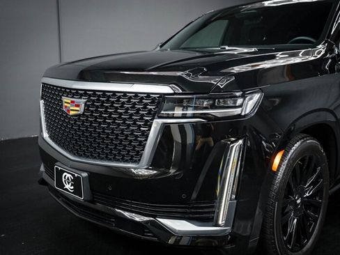 Used 2023 Cadillac Escalade Premium Luxury w/ Performance Package AWD/4WD image 8