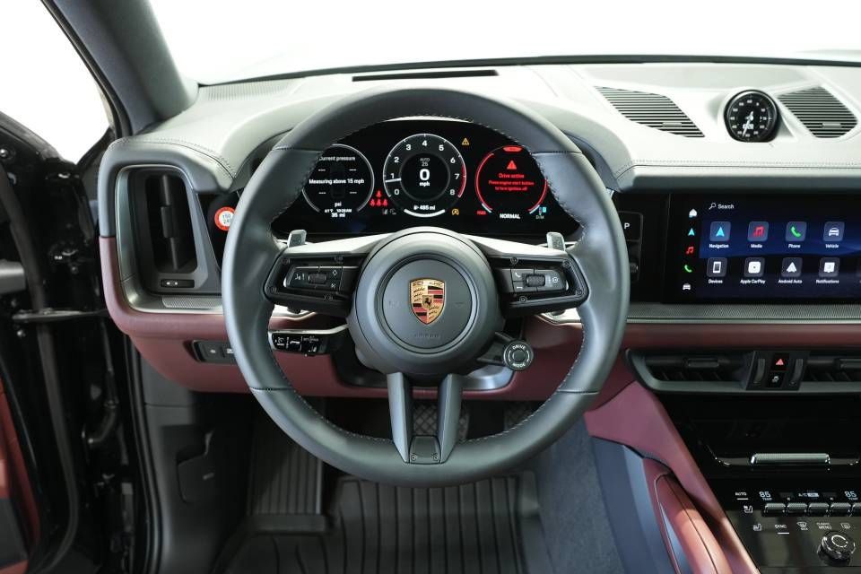 Certified 2026 Porsche Cayenne Coupe AWD/4WD image 13