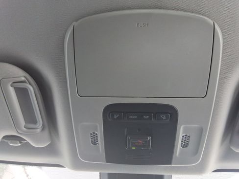 Used 2023 Toyota Camry XSE image 19