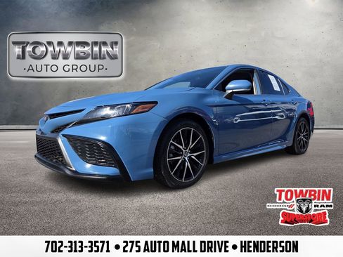 Used 2023 Toyota Camry SE AWD/4WD image 1