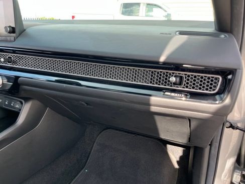 Certified 2025 Honda Civic Sport image 27