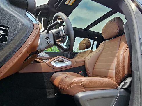 Certified 2026 Mercedes-Benz GLS 580 4MATIC image 14