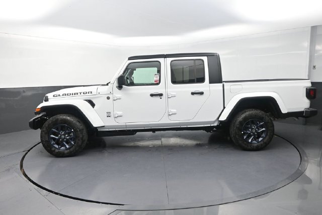 New 2026 Jeep Gladiator Sport AWD/4WD image 5