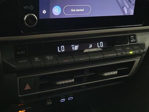 Used 2025 Toyota Camry LE FWD image 29