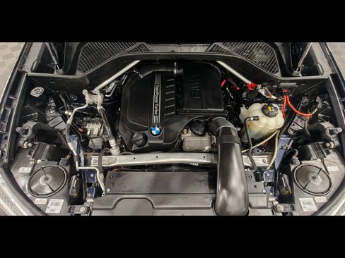 Used 2019 BMW X6 xDrive35i w/ M Sport Package AWD/4WD image 60