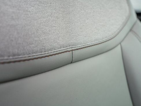 New 2026 Ford Explorer Active w/ Active Comfort Package image 91