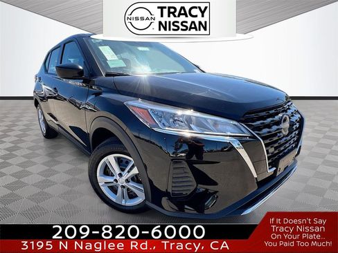 Used 2025 Nissan Kicks Play S FWD image 1