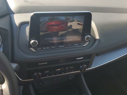 Certified 2026 Nissan Rogue SV image 23