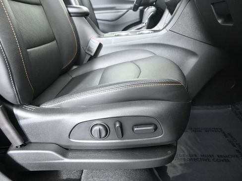 Used 2020 Chevrolet Equinox Premier AWD/4WD image 14