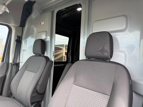 New 2025 Ford Transit 250 148 Medium Roof w/ Interior Upgrade Package RWD image 9