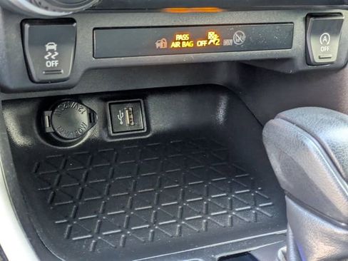 Used 2024 Toyota RAV4 LE image 17