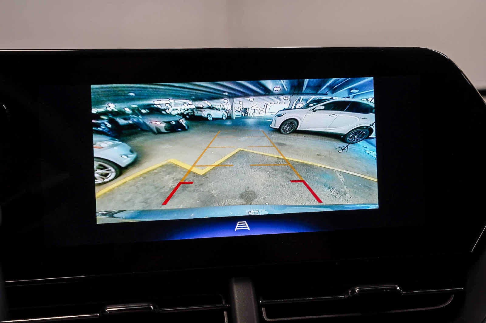 Used 2025 Chevrolet Trax LT FWD image 25