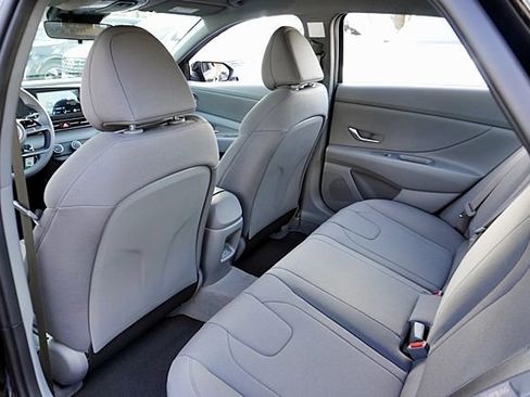 New 2026 Hyundai Elantra SE image 19