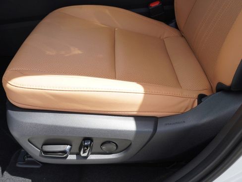 Certified 2025 Lexus NX 350 AWD w/ Premium Package image 24