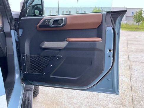 Used 2022 Ford Bronco Outer Banks w/ Sasquatch Package AWD/4WD image 17