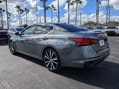 Used 2022 Nissan Altima 2.5 SR image 6