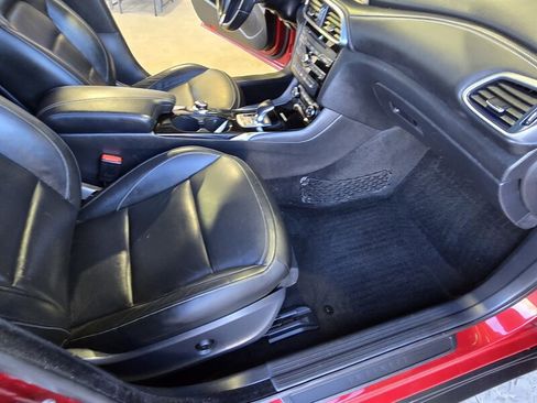 Used 2017 INFINITI QX30 Luxury w/ Cargo Package image 26