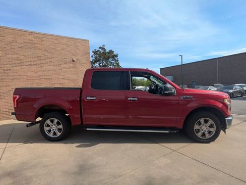 Used 2017 Ford F150 XLT w/ Equipment Group 302A Luxury image 4
