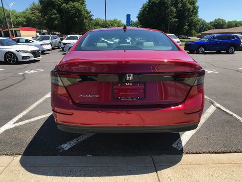 Certified 2025 Honda Accord LX image 12