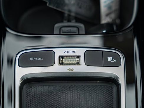 New 2026 Mercedes-Benz GLB 250 4MATIC image 26