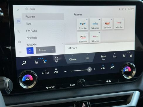 Used 2023 Lexus RX 350 Premium Plus w/ Cold Area Package FWD image 17