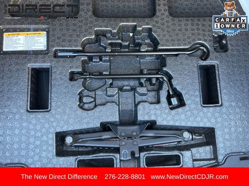 Used 2024 Toyota Camry SE image 25