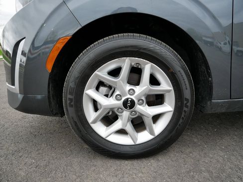 Used 2024 Kia Soul LX w/ Option Group 015 image 9