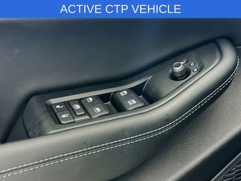 New 2025 Jeep Grand Cherokee L Laredo image 17