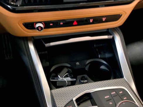 Used 2025 BMW 440i xDrive Coupe w/ Premium Package image 34