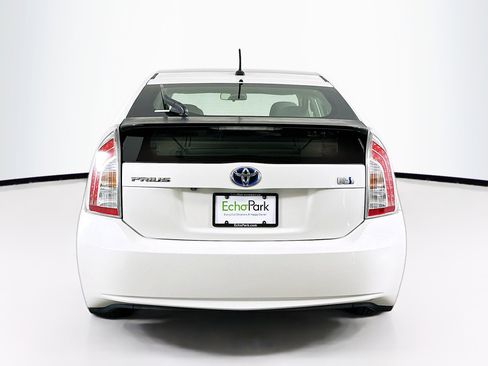 Used 2014 Toyota Prius Three w/ Solar Roof Package image 7