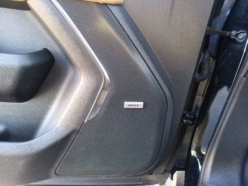 Used 2024 Chevrolet Suburban Premier RWD image 10